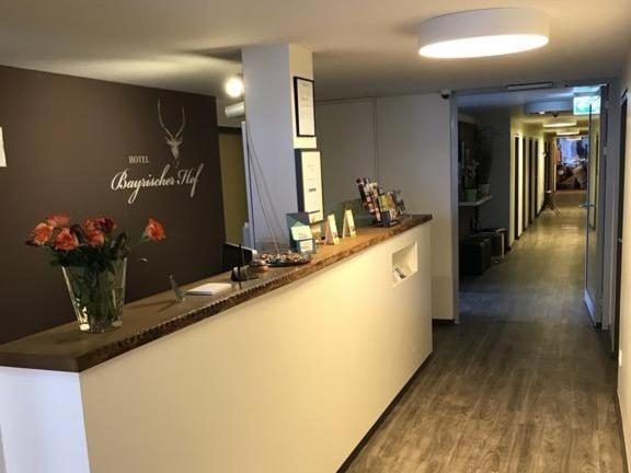 Bayrischer Hof クレーフェルト エクステリア 写真